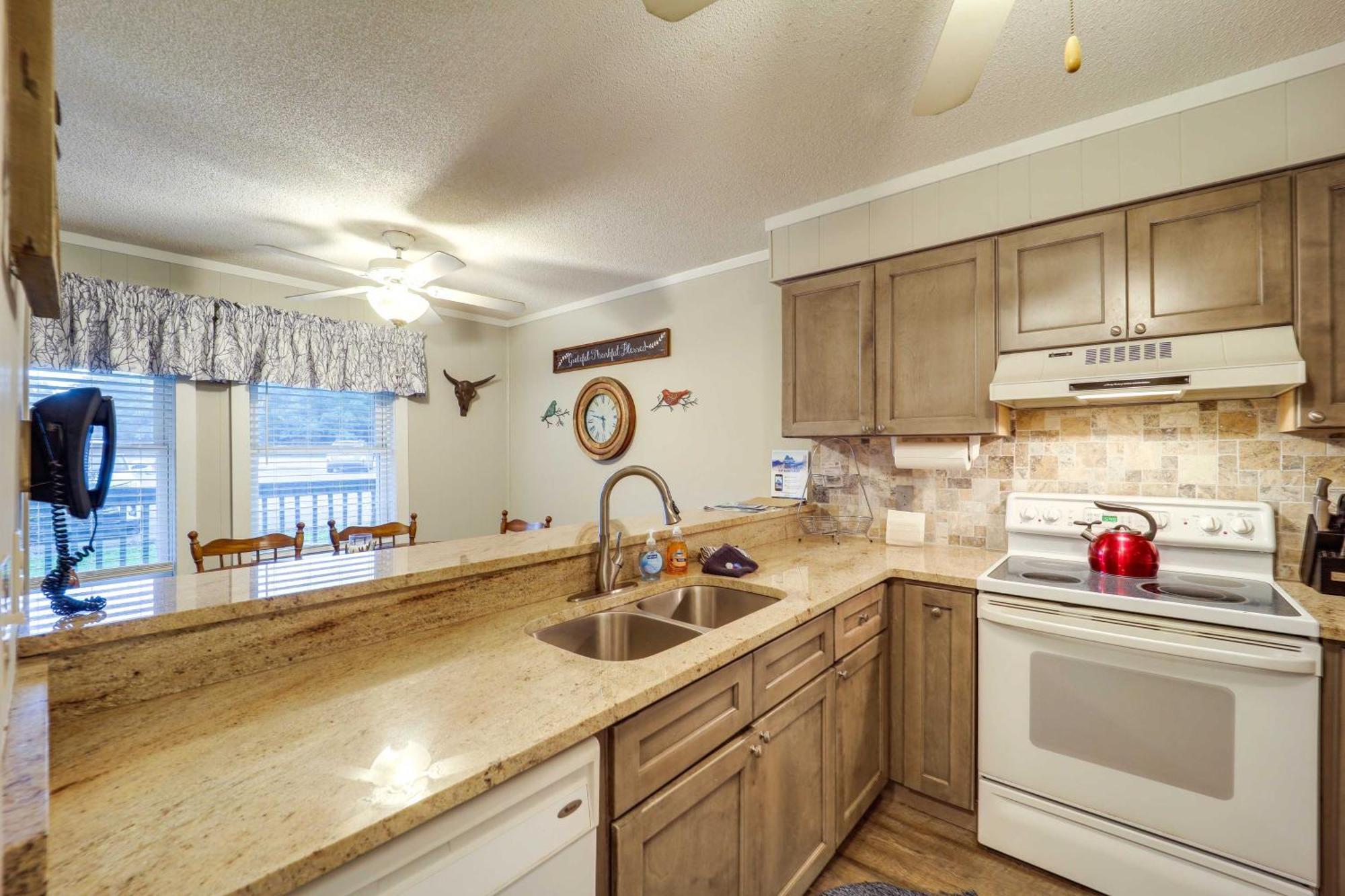 Beech Mountain Condo Near Hiking, Golf And Skiing! מראה חיצוני תמונה
